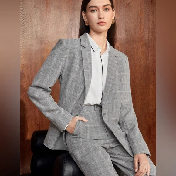 💗 $ 1395 Escada Check Grey Fitted Blazer - Picture 1 of 9